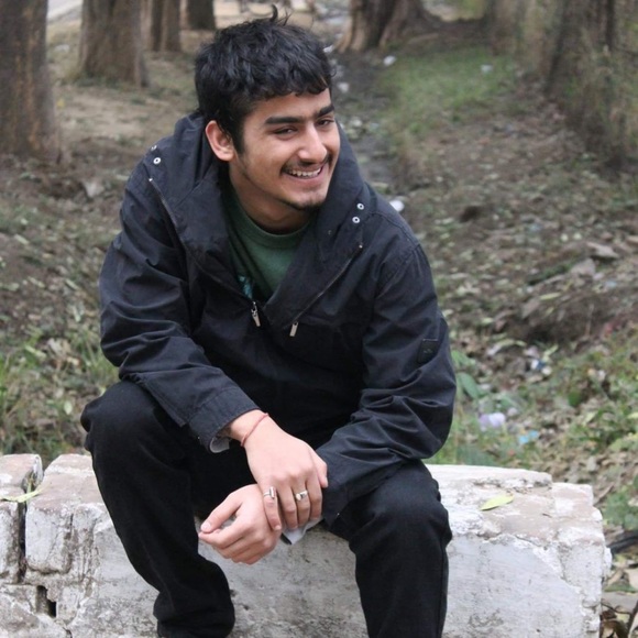 Meet your Posher, Saurabh - Picture 1 of 1
